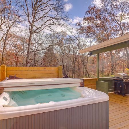 Pet-Friendly Chattanooga Cabin With Hot Tub And Kayaks エクステリア 写真