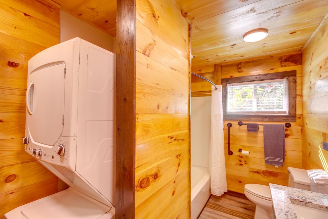 Pet-Friendly Chattanooga Cabin With Hot Tub And Kayaks エクステリア 写真